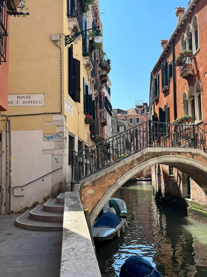 Immobiliare Nk Palazzo Bonvicini Veneza Exterior foto