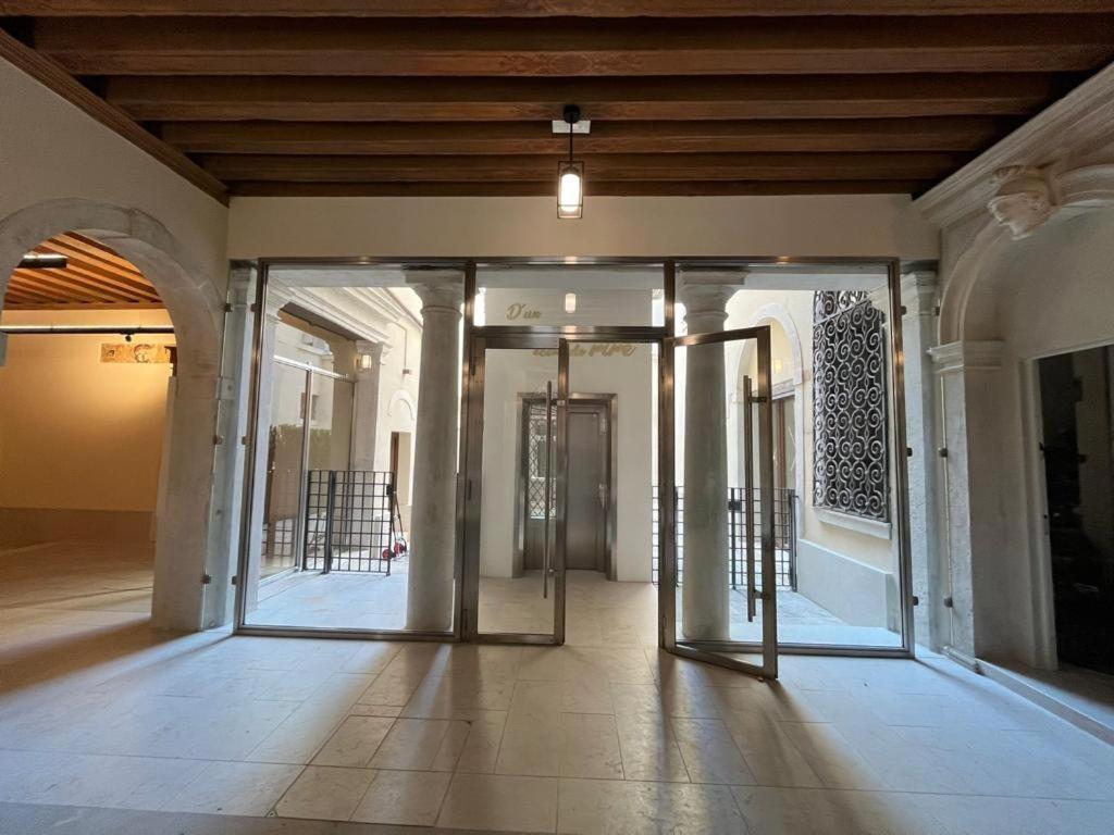 Immobiliare Nk Palazzo Bonvicini Veneza Exterior foto